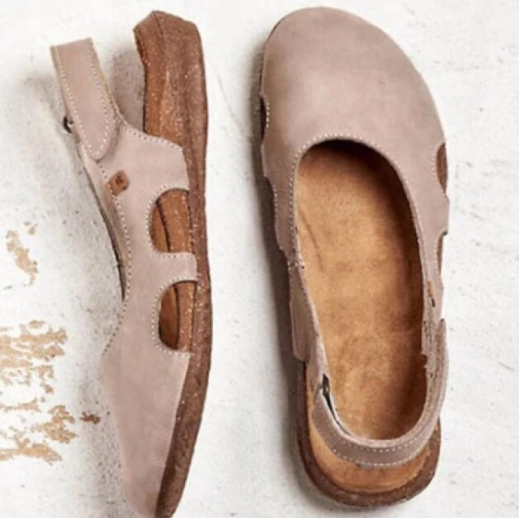 Lightweight Strappy Sandals