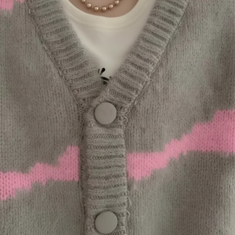 Evangeline | Fall V-Neck Cardigan with Horizontal Stripes and Button Front