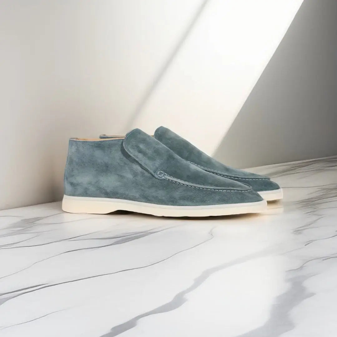 Comfortable Men's Loafers With Stitched Upper