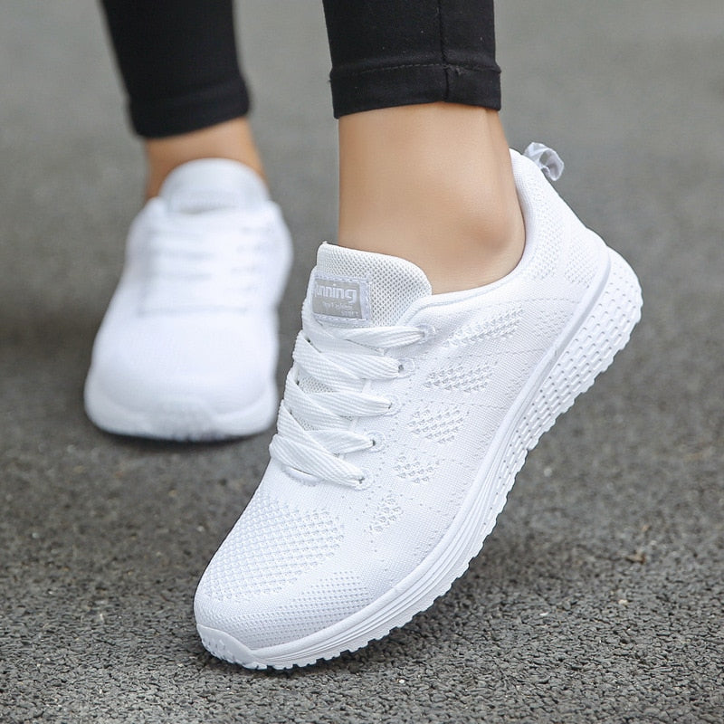 Women's Slip Resistant Shoes Water Repellent Cushioned Comfort