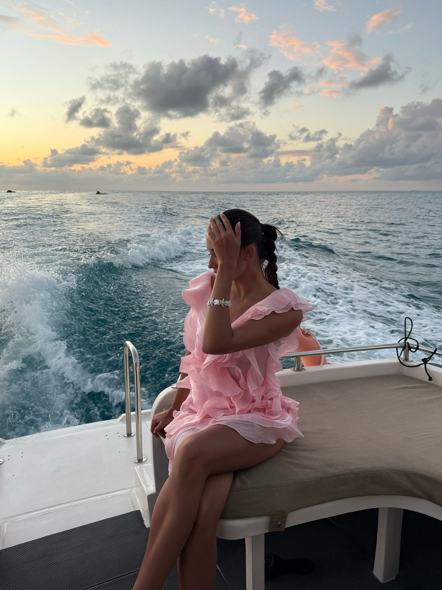 V-Neck Off-Shoulder Ruffled Mini Summer Dress