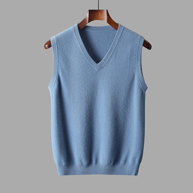 Men's Sweater Vest With V-Neck And Soft Knitted Fabric