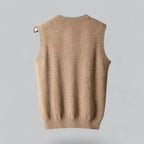 Men's Sweater Vest With V-Neck And Soft Knitted Fabric