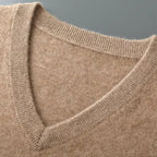 Men's Sweater Vest With V-Neck And Soft Knitted Fabric