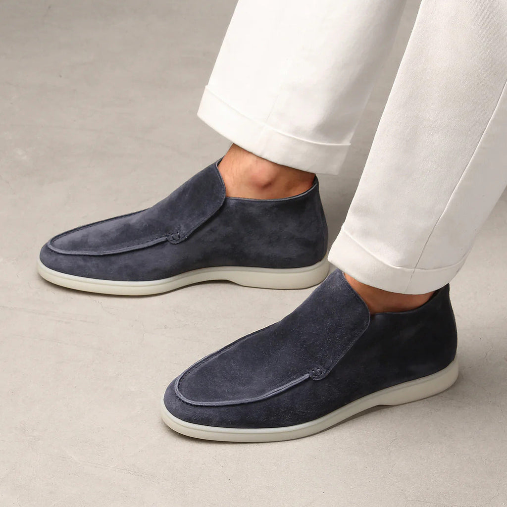 Mens Round Toe Refined Loafer