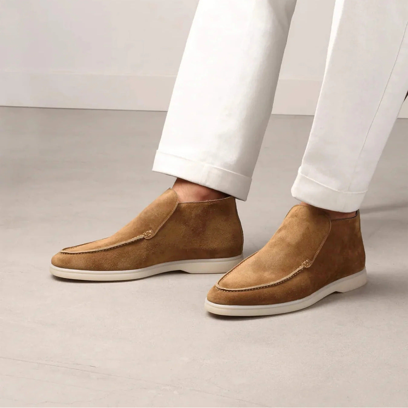 Mens Round Toe Refined Loafer