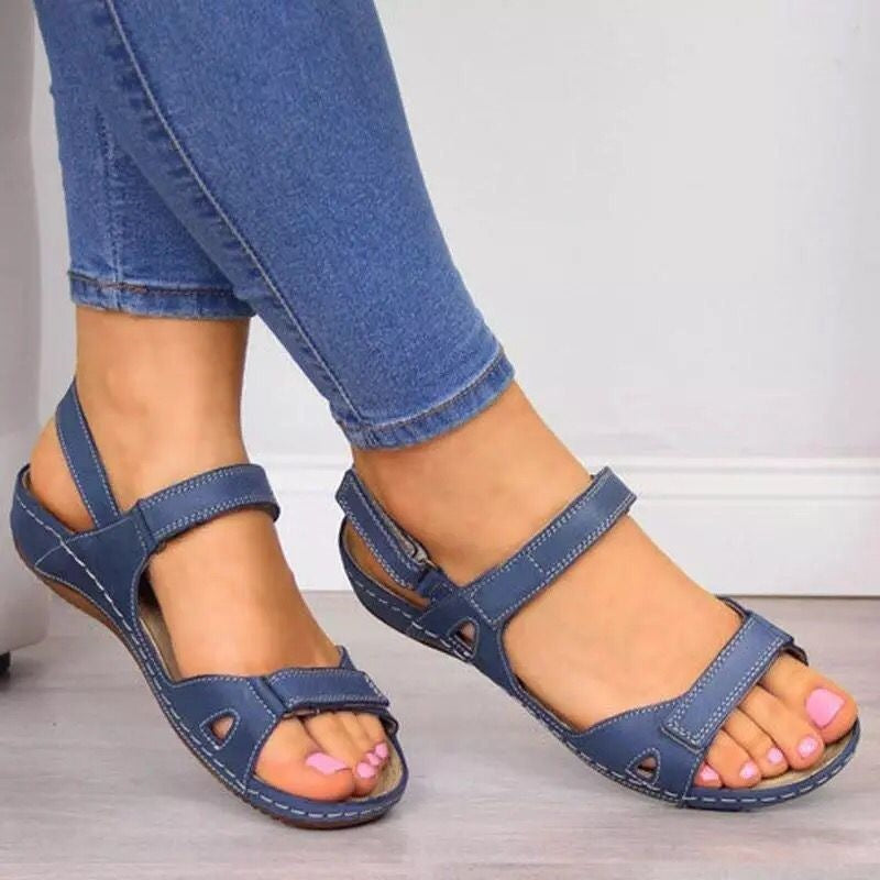 Ergonomic Sole Strappy Sandals
