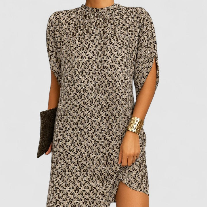 Minimalist Loose Fit Shift Mini Dress for Effortless Summer Days