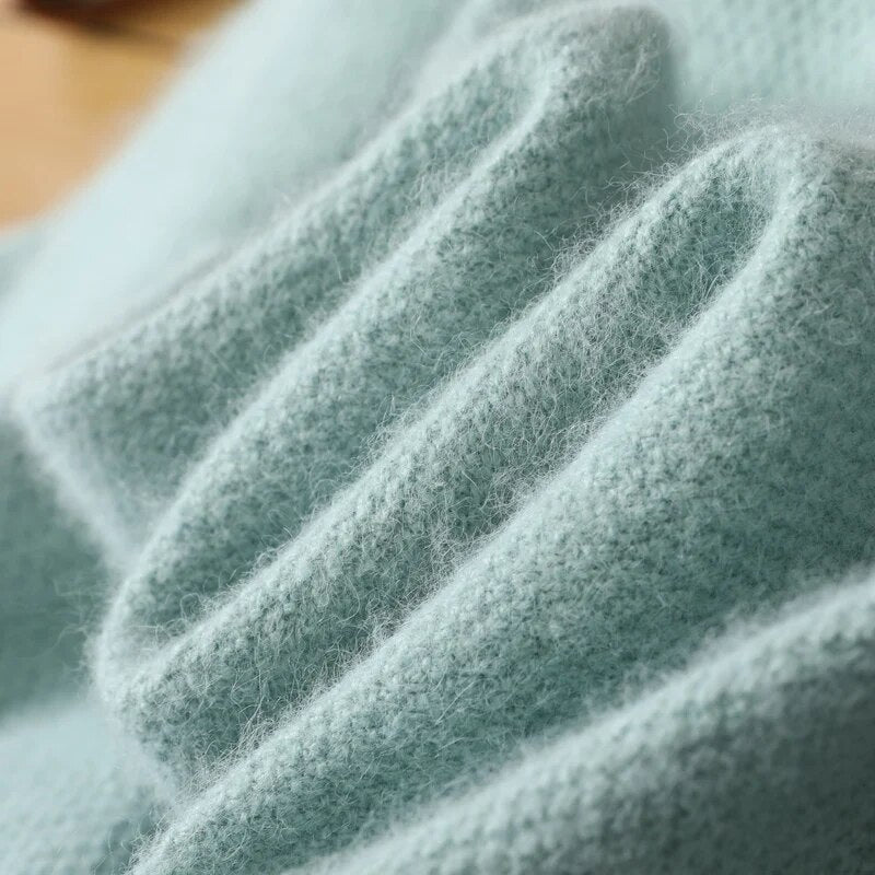 Women's Classic Knit Sweater Elegant Plus Size Timeless