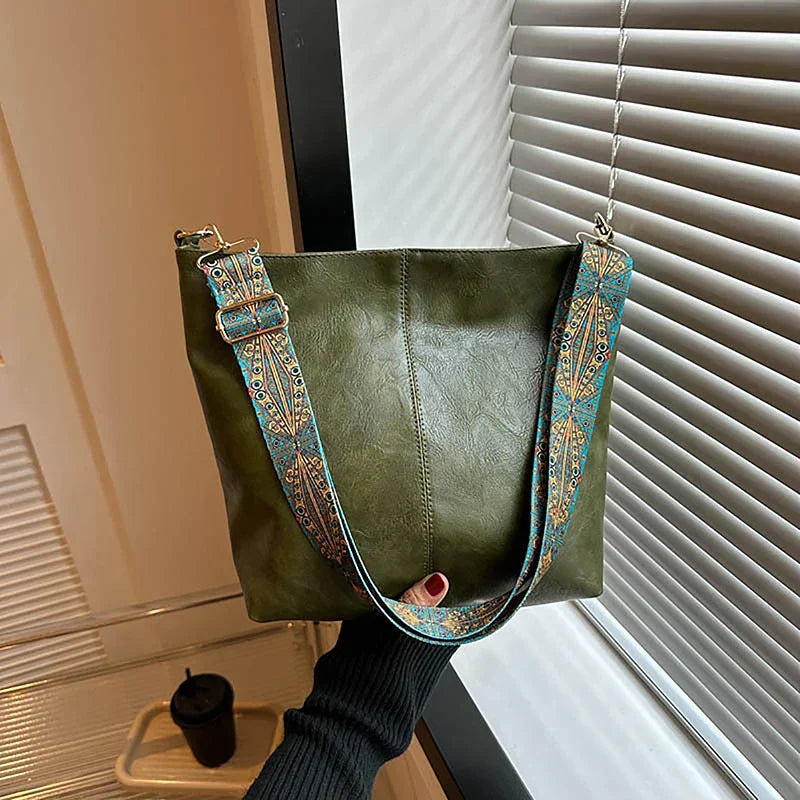 Fashion Bag Patterned Strap