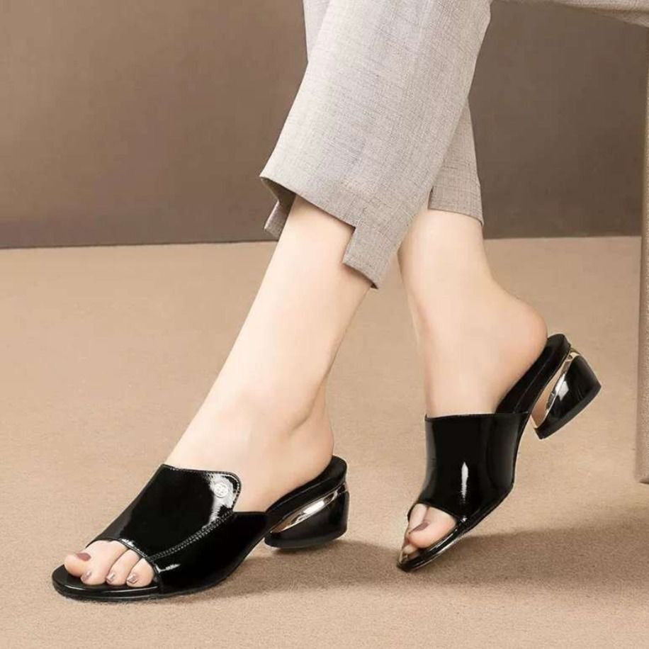 Glossy Slide Sandals Low Heel