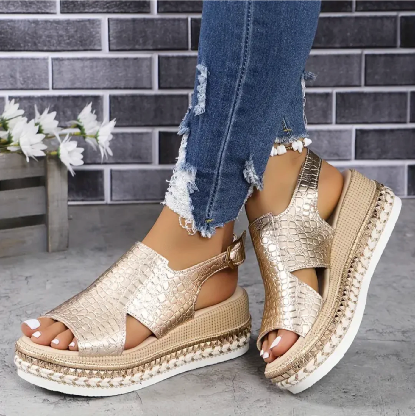 Orthopedic Metallic Sandals