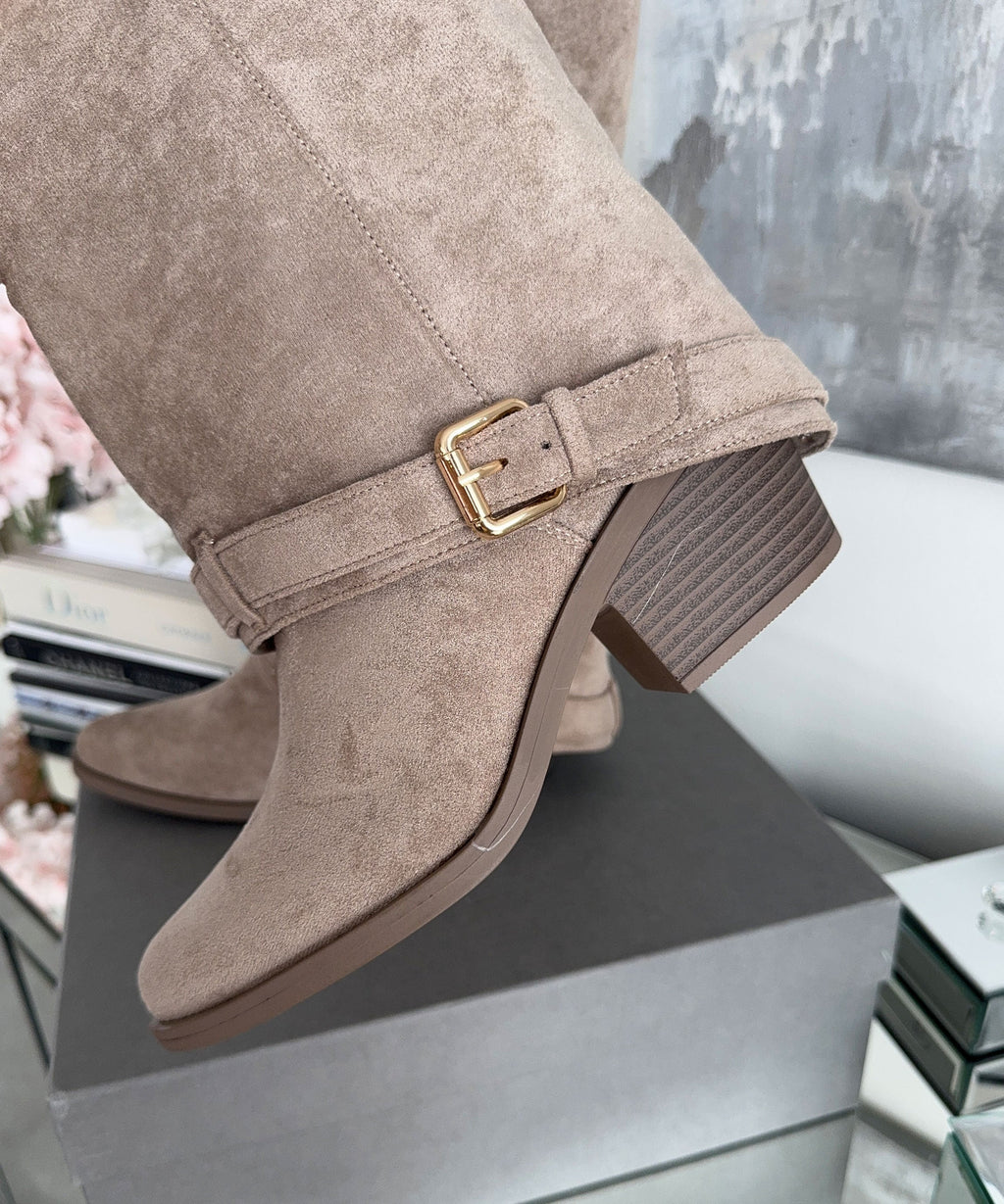 Suede Knee High Boots Beige Block Heel Round Toe Classic