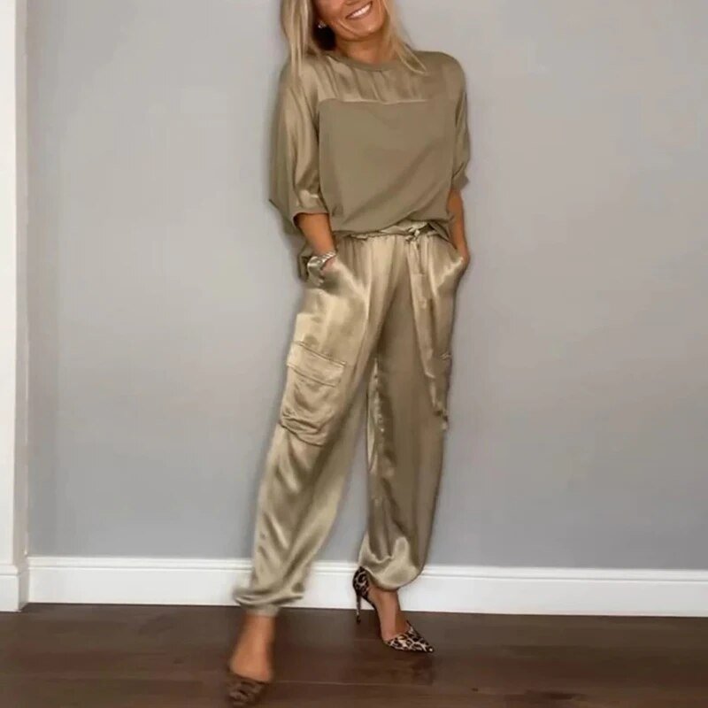 Relaxed Two-Piece Lounge Set